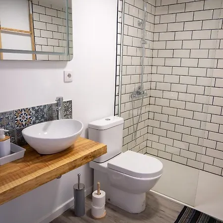 Dwell Azores Coworking & Coliving *