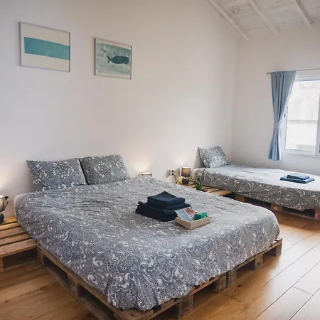 Dwell Azores Coworking & Coliving Pensionat Fenais da Luz