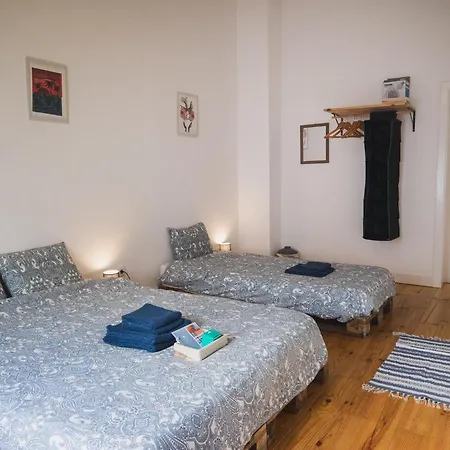 Dwell Azores Coworking & Coliving *