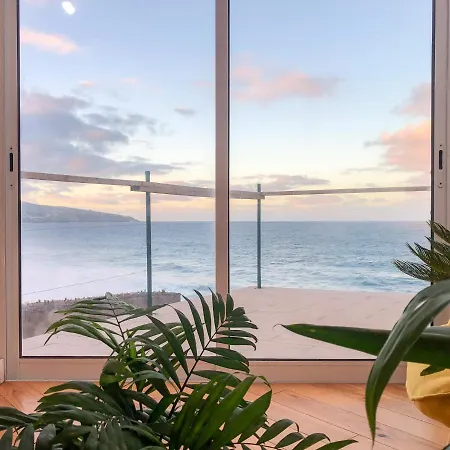 Dwell Azores Coworking & Coliving Pensionat Fenais da Luz